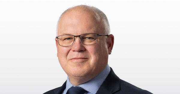 David Geale (Serious)